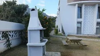 Szálloda Hande Homes *