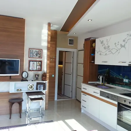 Hande Homes Szálloda *