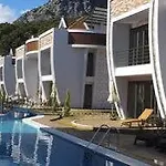 Hotel Hande Homes *
