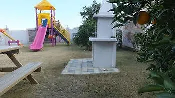 Apartment Hande Homes *