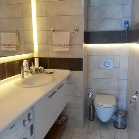 Hande Homes Apartment