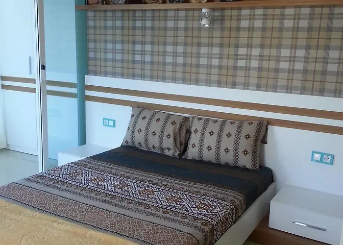 Hande Homes فندق *